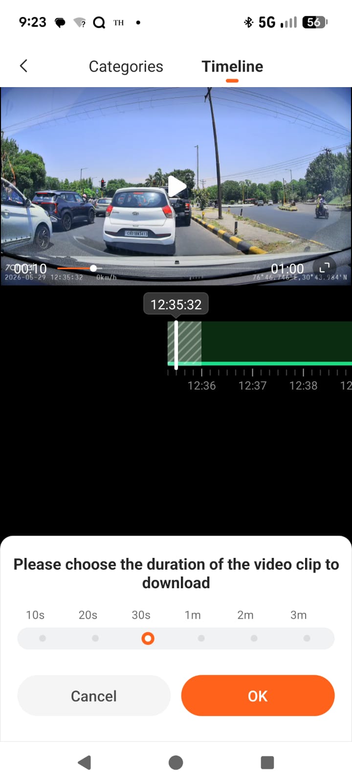 Dashcam 70mai A810 Lite yang terpasang rapi di kaca depan mobil
