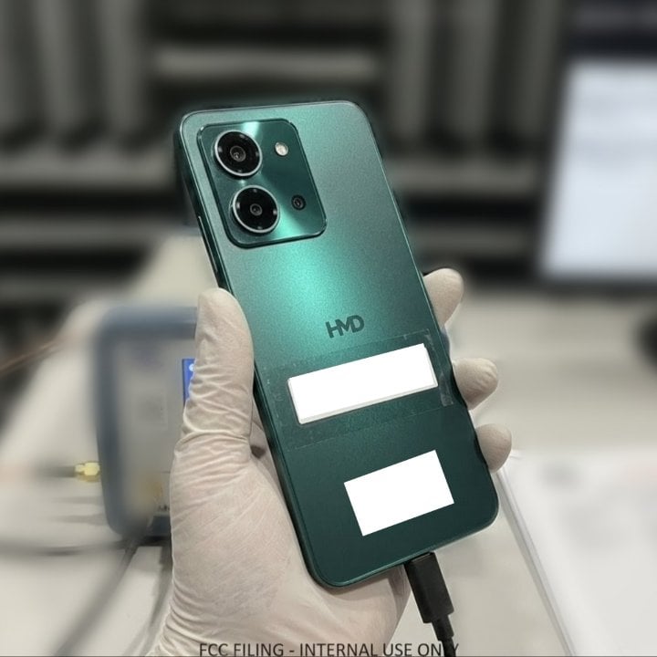 Color variations for the HMD C2P model